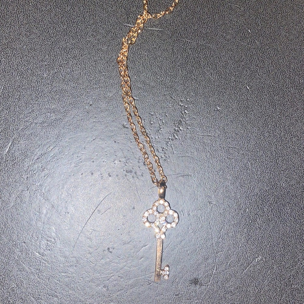 NWOT necklace